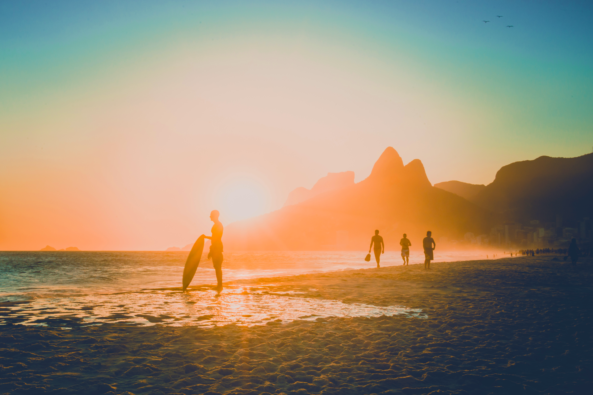 Sunset at Ipanema Beach with Dois Irmãos Mountain in the background, Rio de Janeiro, Brazil