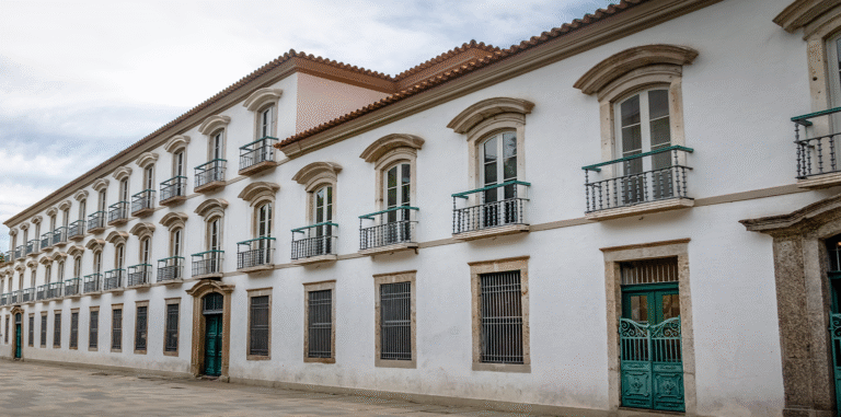 Historic downtown tour in Rio de Janeiro with cultural highlights